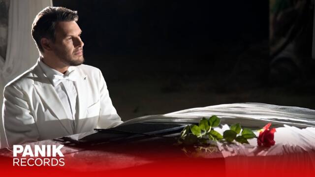 Πάνος Κιάμος - Παράτα Με - Official Music Video