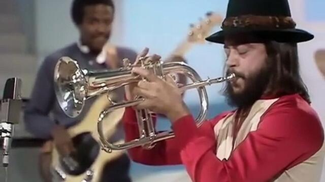 Chuck Mangione - Feels So Good