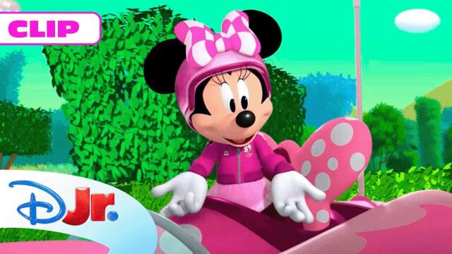 MICKEY MOUSE FUNHOUSE: Carrera de obstáculos 🏎️ | @DisneyJuniorES