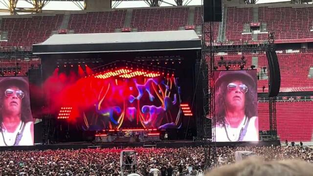Guns N' Roses live in Budapest - 2025 FULL SHOW
