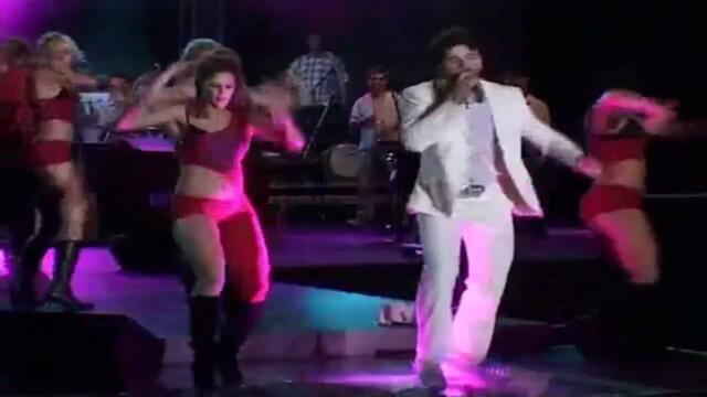 Drug takyv hubavec ne se namira kato bego toq e moi pevec shte ojena za nego Tose Proeski - Vo kosi da ti spijam (live)