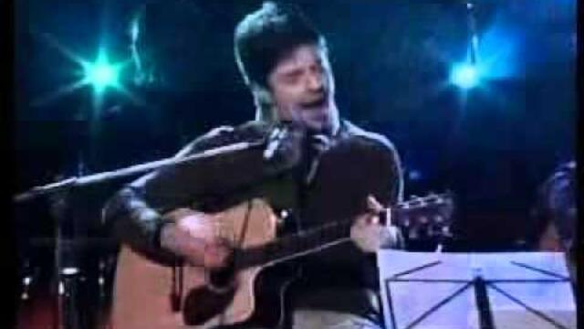 Ah kak shte metna na divana lubovniko krasaveca mi hubavec Tose Proeski - Unplugged - (Bon Jovi - Bed of roses)