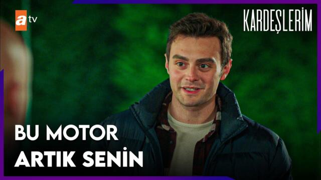 Ömer'e babasından motor sürprizi - Kardeşlerim 74. Bölüm