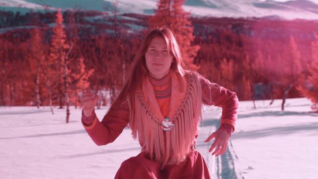 Katarina Barruk & Bicep - 'Dárbbuo' (Official Video)