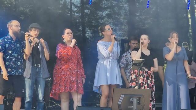 Kirkko puistossa soi . Pori 19.7.2025. Missa Concordia