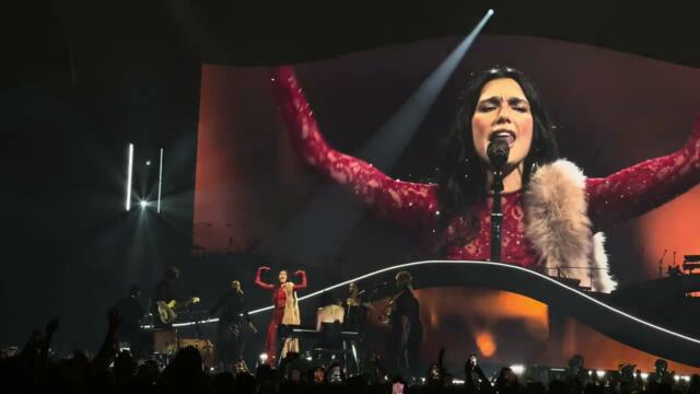 Dua Lipa - Moi… Lolita (Alizée reprise) [live at Paris La Défense Arena, 2025]
