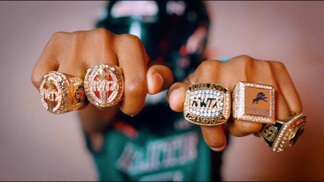 Starringo - Light (Official Video)