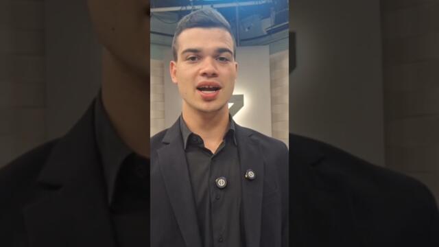 Участваме в постановка на Пеевски и Борисов