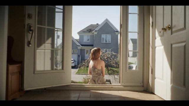 Stacey Ryan - Montréal (Official Music Video)