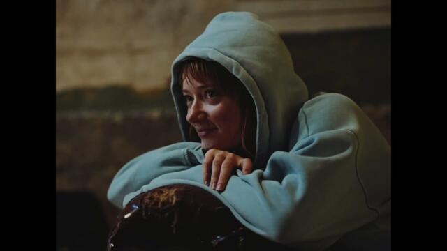 mehro - "Sepia Tones" (Official Video)