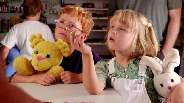 Карстен и Петра: Златният пръстен от Атлантида (синхронен екип, дублаж по БНТ 1 на 31.08.2025 г.) (запис)