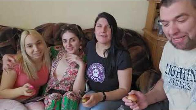 Петра Христова при Емили, Тихомир и Елизабет