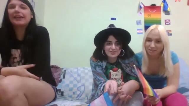 YouTube, Facebook ve TikTok, Petra, Emily, Tihomir ve Elizabeth ile canlı yayında