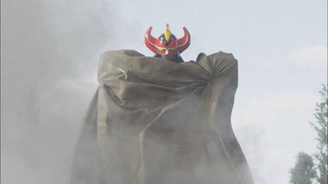 *New* The Return of The Mighty Morphin Power Rangers Megazord!!!