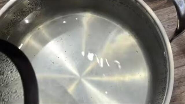 Мира Добрева реве , че няма топла вода докато половин България е на режим!