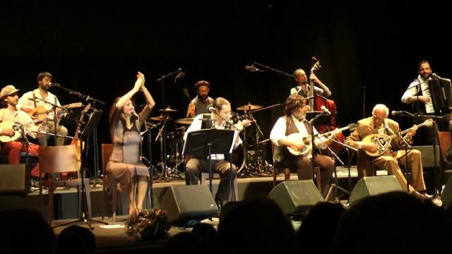 Sofia Papazoglou - na pethaneis - Tribute to M. Vamvakaris Israel 21/5/14