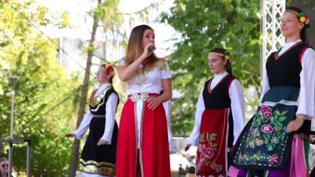 МОНТАНА ОТБЕЛЯЗА СЪЕДИНЕНИЕТО С ПРАЗНИЧЕН КОНЦЕРТ НА ЦВЕТЕЛИНА И ШКОЛА ПО ТАНЦИ „КАНАТИЦА“