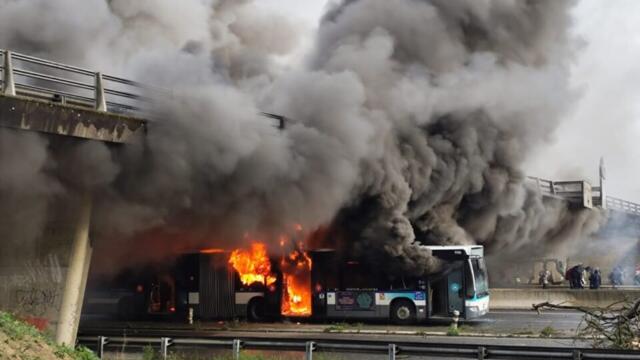 10 septembre : blocages, violences et incendie d'un bus sur la rocade de Rennes