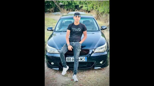 Орк Парти -Груп Кралски кючек