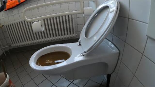 Kempinger 420. Und natürlich steht mein Chef plötzlich neben mir, nachdem es erledigt ist.....