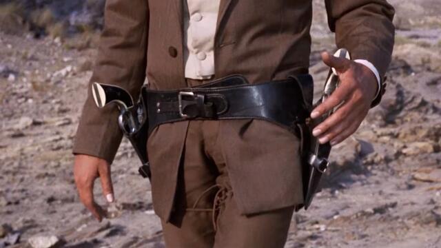 The man with the throwing knives (1968) Western film