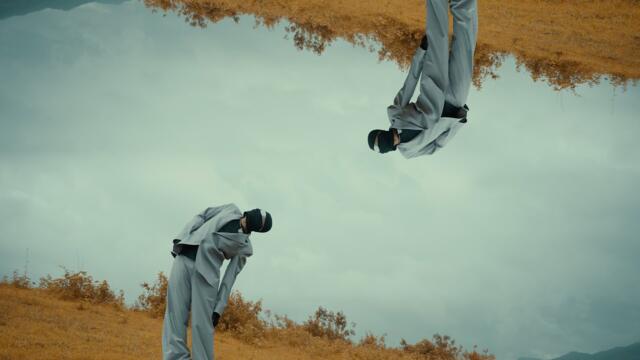 Are we Strangers now (Official Video) - Zaid Darbar