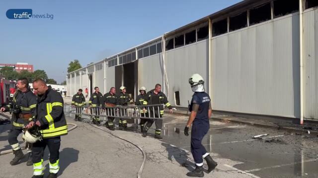 Голям пожар до завод "Рекорд"