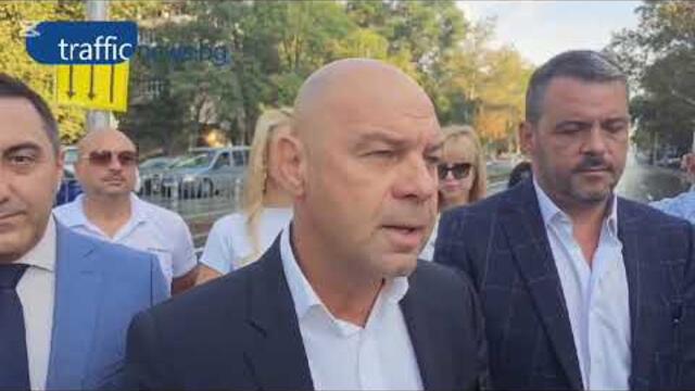 Пуснаха движението по обновената отсечка на бул. Васил Априлов