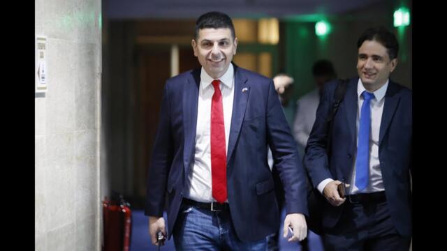 ПП-ДБ: Голямото „Д“ се обажда на всеки един от министрите, гласовете на ИТН вече нямат значение