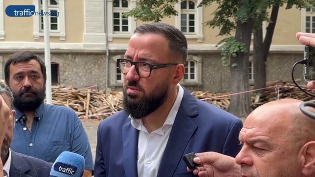 Хуманитарната гимназия се оказа бомба със закъснител