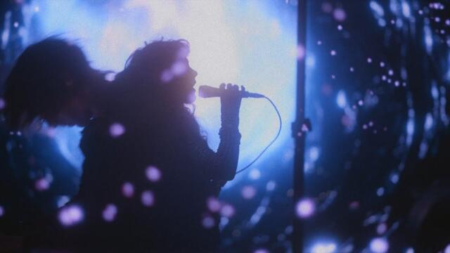 Purity Ring - the long night (Official Music Video)