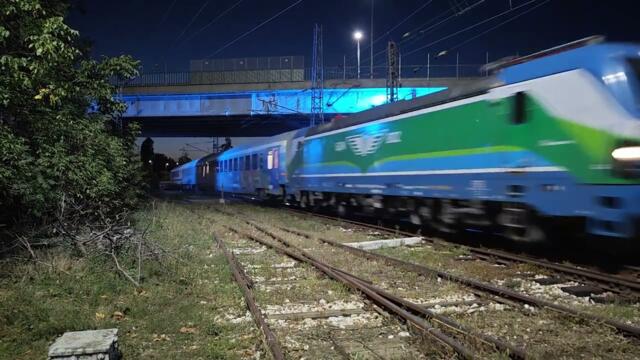 БВ 3625 София - Бургас с новият Смартрон 80074 пристига на гара Казанлък