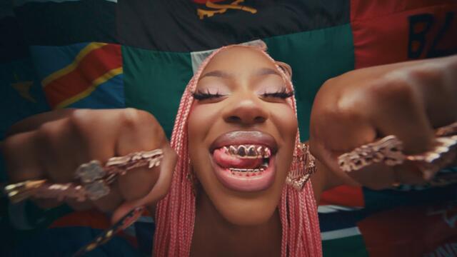 Monaleo - Sexy Soulaan (Official Video)