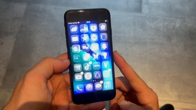 Mon iPhone SE 2020 survit-il à iOS 26 ?