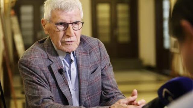 Акад. Атанасов: Чуждата храна е несъвместима с нашия геном, да се върнем към българските храни