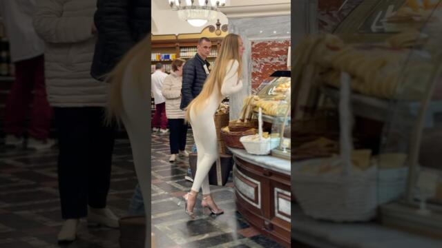 🔥🇷🇺 Екатерина Мартинова, руски модел - Bread for breakfast 🥖