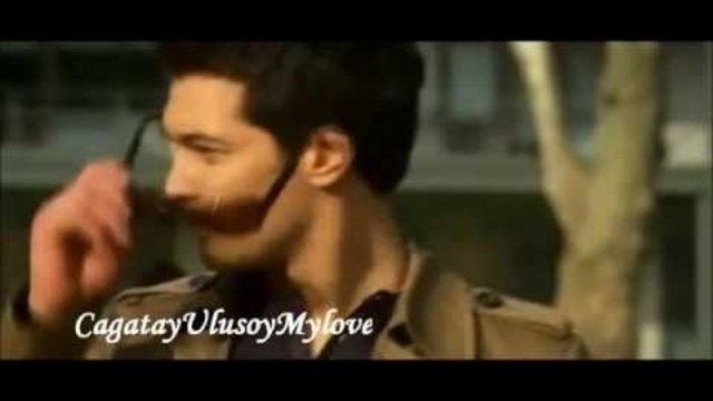 CAGATAY ULUSOY - HAZAL KAYA - SUPERMAN !