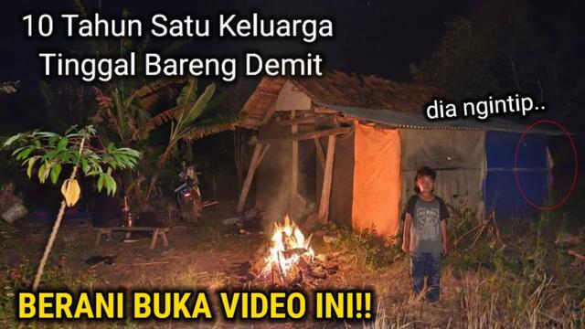 PLEAS.. INI MISTERIUS!! 10 TAHUN TERSEMBUNYI PILIH TINGGAL DI RUMAH TENGAH HUTAN BELANTARA