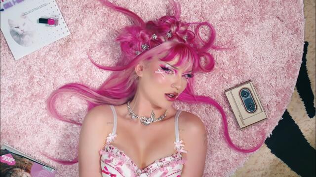 Naomi Jon - Hello Kitty (Official Video)