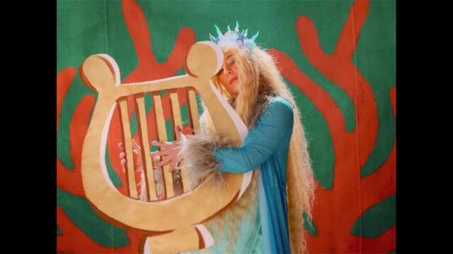 Austra - Siren Song (Official Video)