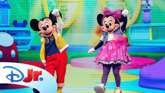 "Disney Jr. Mickey Mouse Clubhouse Live!" at Disney California Adventure Park 🎉 | @disneyjr
