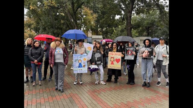 Варненци излязоха на протест в защита на децата след случая в Каблешково