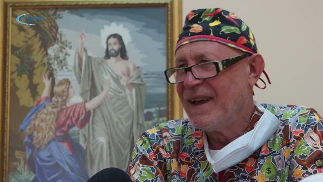 Д-р Виктор Желев - хирургът, който пише със скалпел и перо