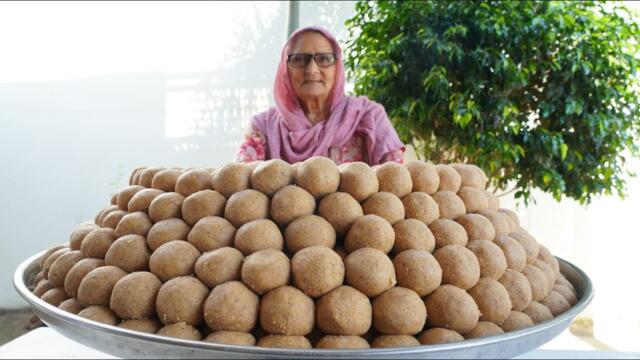 ATTA LADDU | Punjabi Pinni Recipe | Healthy Dry Fruit Laddu | Diwali Sweets | Veg Village Food