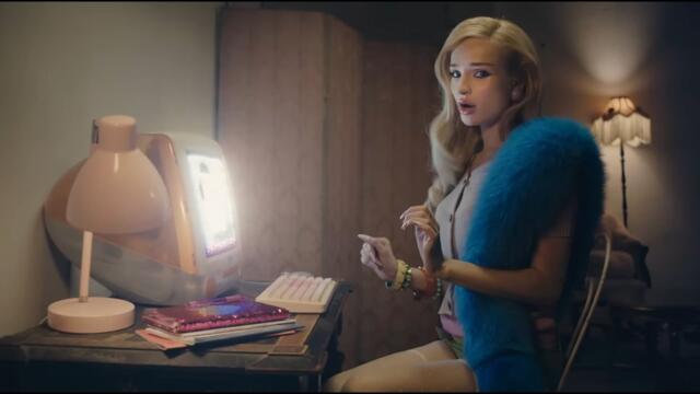 Kim Petras - I Like Ur Look (Official Music Video)