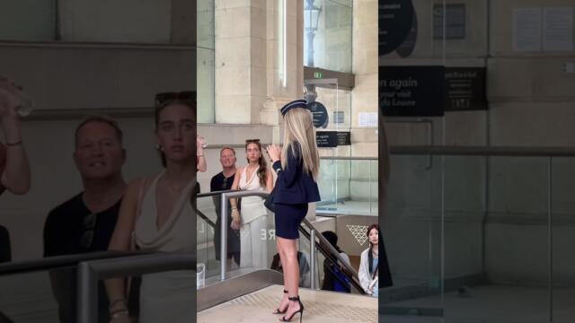 Azafatas Caminando en el Aeropuerto 👀🔥