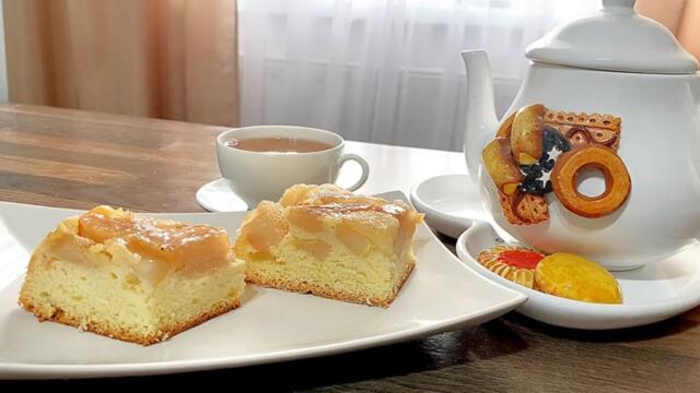 На такому пляцку з яблуками виросли мої діти#БабусиніРецепти#тренди90х#шарлотказяблуками#шарлотка