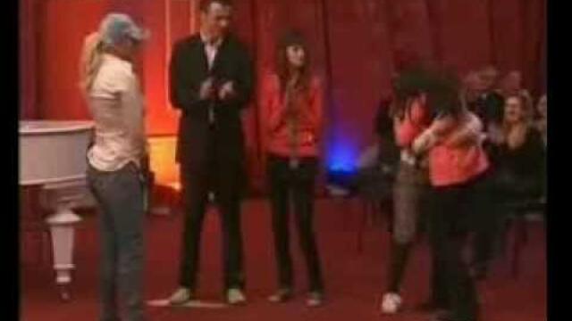 Деси Слава избира Мелинда за партньор в "Пей с мен" 2008