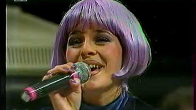 Деси Слава пее "Любов на сън" с Тодор Колев в шоуто "Вход свободен" (live 1998)