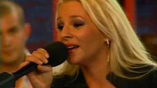 Desi Slava акапелно "Лале ли си, зюмбюл ли си" - български фолклор